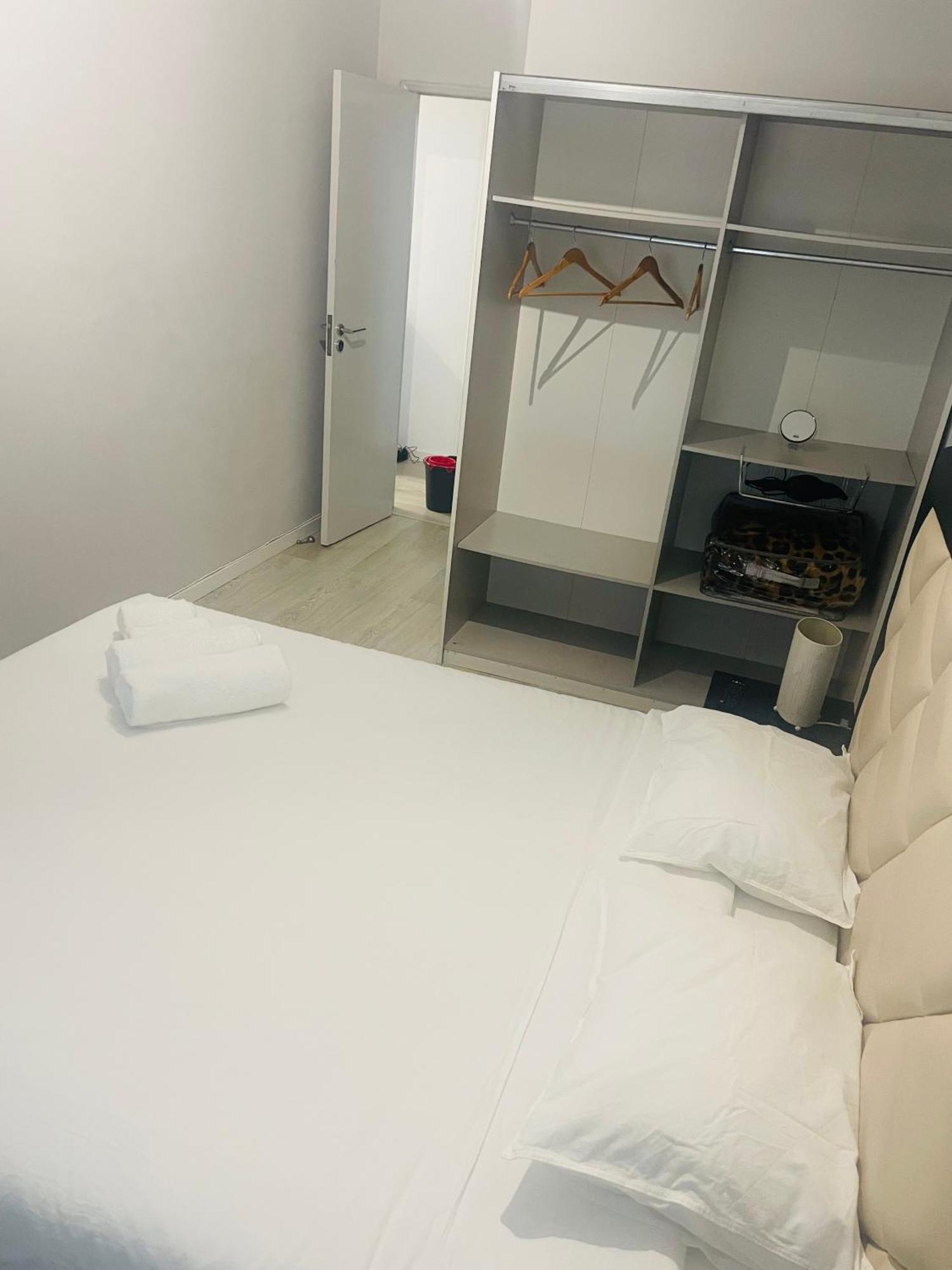 Apartamento Remodelado No Seixal Seixal  Exterior photo