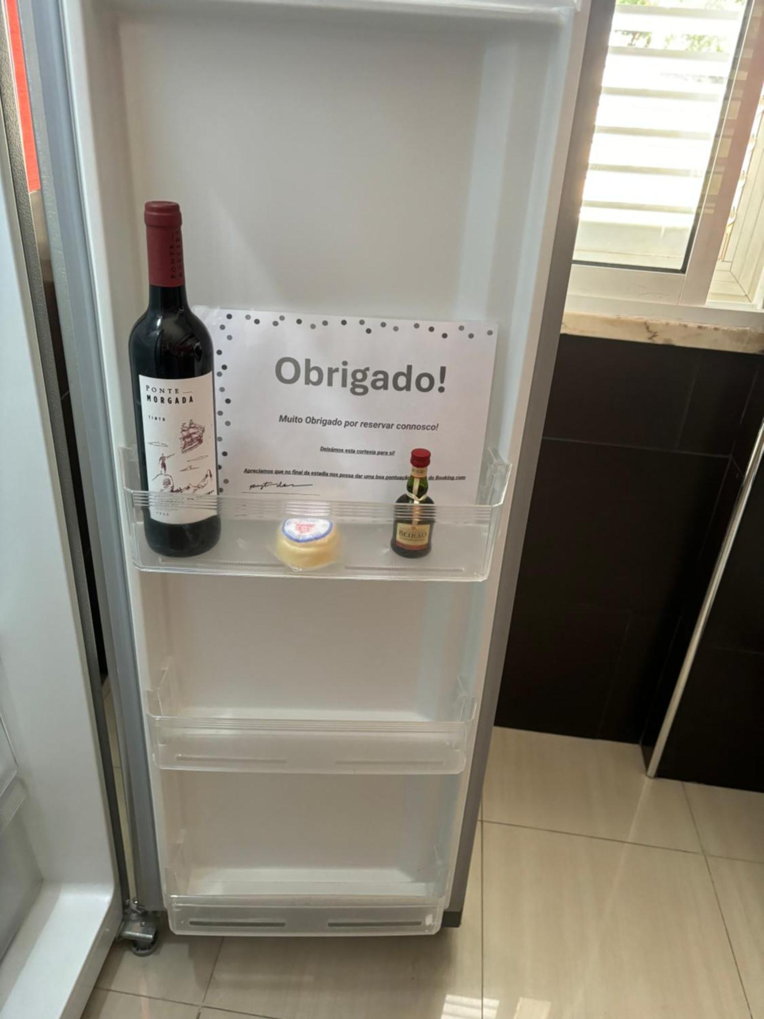 Apartamento Remodelado No Seixal Seixal  Exterior photo